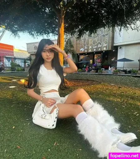 Princess Amelia OnlyFans Thumbnail #Csz2EMVVzw