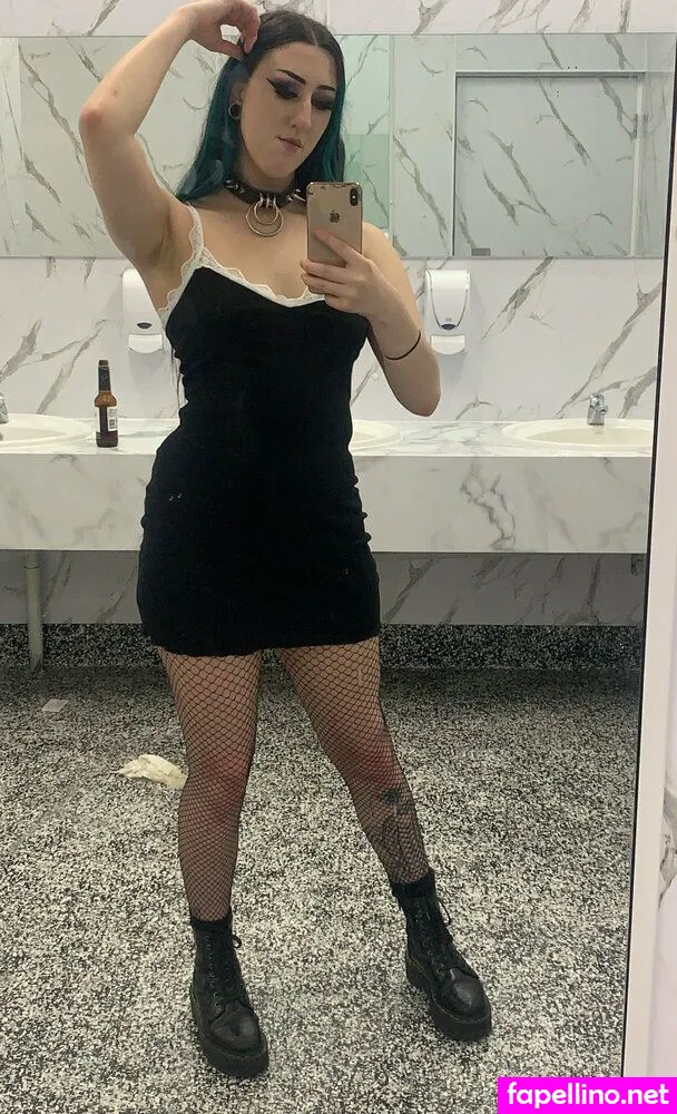 princess.demora_free, princesssss_vee Nude Leaked OnlyFans Photo #aa2XBlJkBH