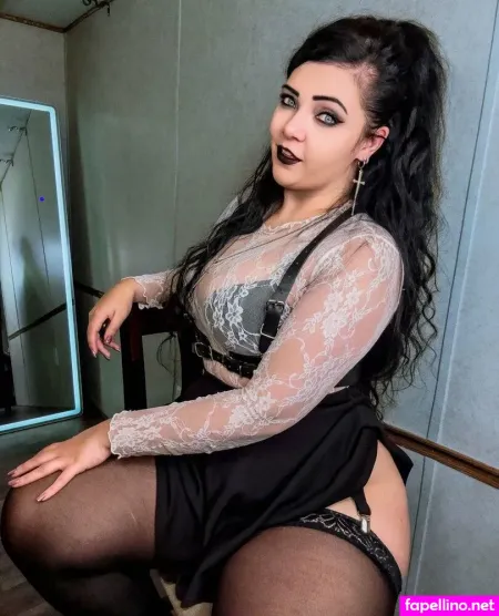 Princess Gothicbean Main Profile Photo