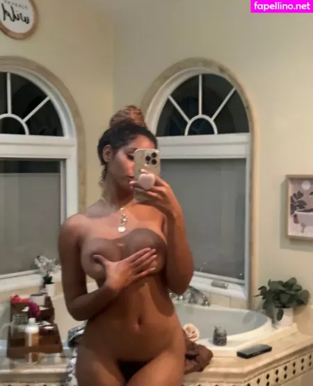 Princess Helayna OnlyFans Thumbnail #RGumbMAcJ3