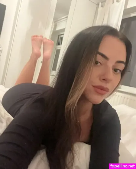 Princess Imogen OnlyFans Thumbnail #F9T0oUBkcE