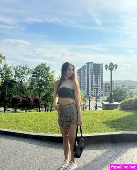 Princess Karina OnlyFans Thumbnail #6ACuMMNrce