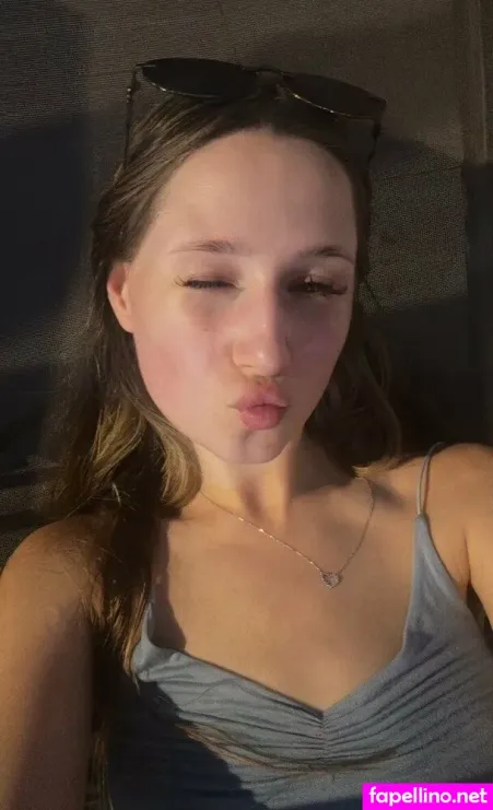 Princess Karina OnlyFans Thumbnail #FCVq7N4UIt