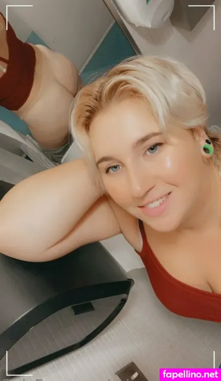 Princess Katherine OnlyFans Thumbnail #FsfnBFbpu0