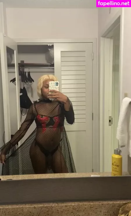 Princess Layla OnlyFans Thumbnail #3qgFBbCftN