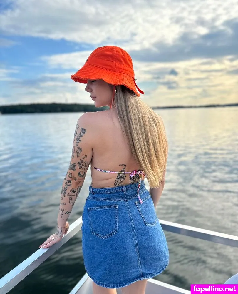 elliloretta, principessaloretta96 Nude Leaked OnlyFans Photo #o8CXARV856