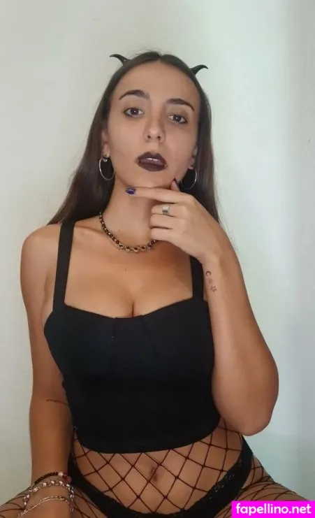 Princess Scarlett7 OnlyFans Thumbnail #xHV3udVanD