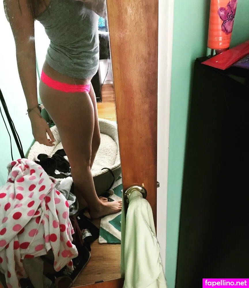 princessahlee, princessleahreyes Nude Leaked OnlyFans Photo #0mOJRzC8Bx