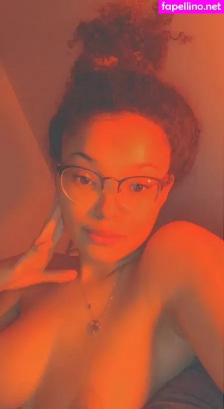 Princessamberxxx OnlyFans Thumbnail #IJWYP9dGWT