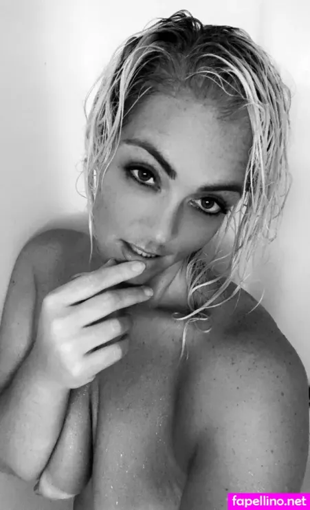 Princessariel32 OnlyFans Thumbnail #xS6hlbHpsc