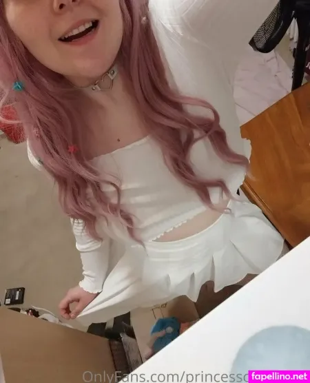 Princesscurvykitty OnlyFans Thumbnail #94OcLs1z2P
