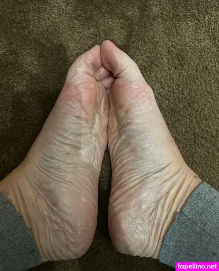Princessdisneyfeet OnlyFans Thumbnail #EvIrvhnOBg