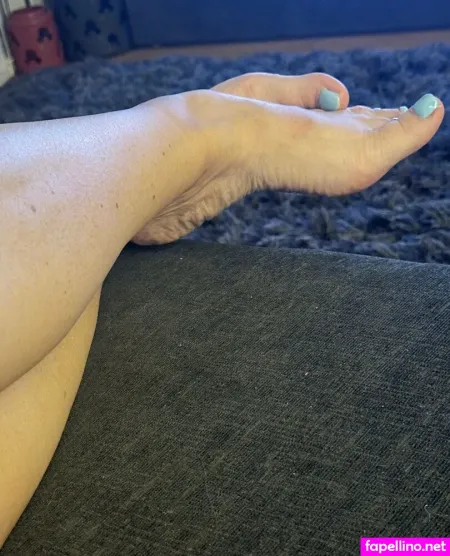 Princessdisneyfeet OnlyFans Thumbnail #GJ85ueHwbE
