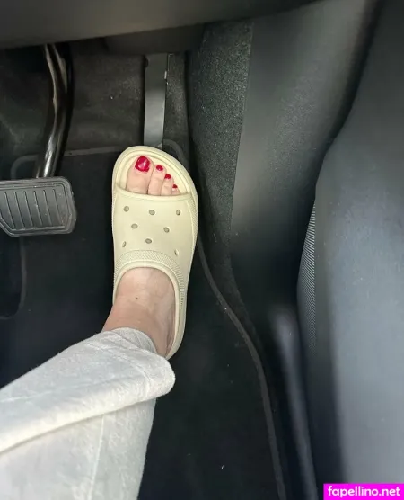 Princessdisneyfeet OnlyFans Thumbnail #Gk69PheFuW