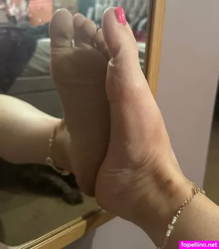 Princessdisneyfeet OnlyFans Thumbnail #H9uhxojMrr