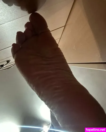 Princessdisneyfeet OnlyFans Thumbnail #hbuA0XzZYN