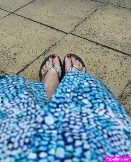 Princessdisneyfeet OnlyFans Thumbnail #wFj7iPs9Oy
