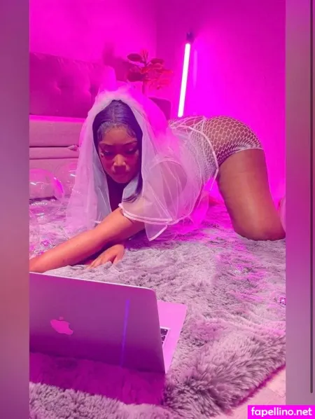 Princessdollybabe OnlyFans Thumbnail #mHfx7LXYrh