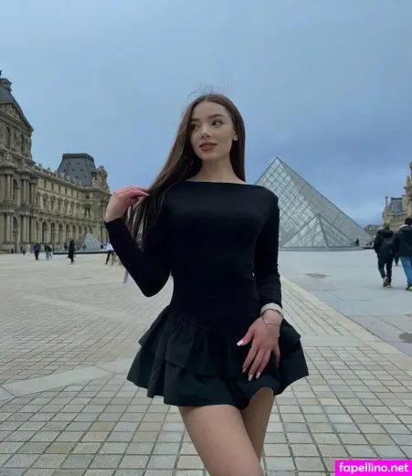 Princesse Katrin OnlyFans Thumbnail #CzgaI9YQKx