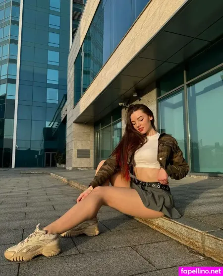 Princesse Katrin OnlyFans Thumbnail #Z2u2DG5EOY