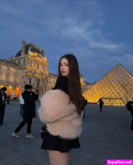 Princesse Katrin OnlyFans Thumbnail #u5IZp4EeyP