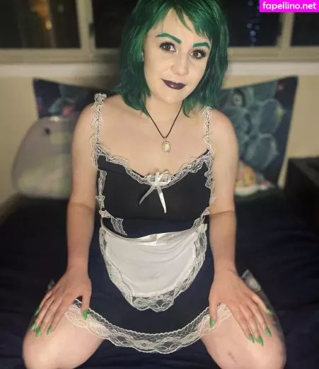 Princessemeraldd2 OnlyFans Thumbnail #qGEAmI6DNA