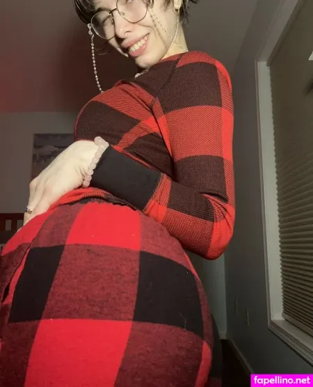 Princessemmagrace 2 OnlyFans Thumbnail #GQZ5O4TWyN