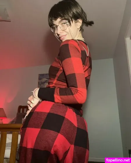 Princessemmagrace 2 OnlyFans Thumbnail #MLfEyZqe6F