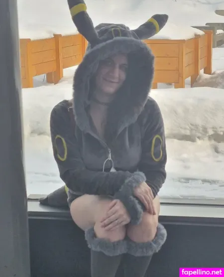 Princessenamrah OnlyFans Thumbnail #m2bFX0PPt6