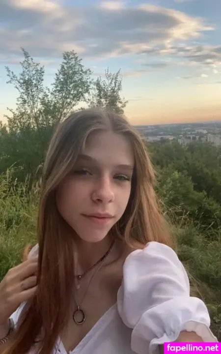 Princesslily2007 OnlyFans Thumbnail #2wKUXm4T1q