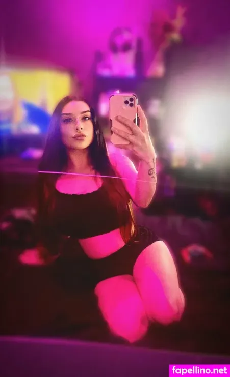 Princessluxxxx OnlyFans Thumbnail #6nYAJKvfdC