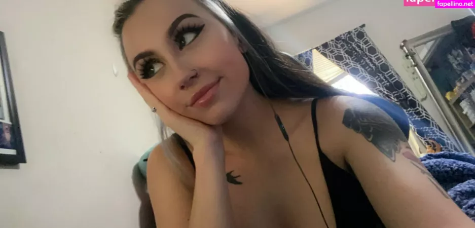 Princesslynnxx OnlyFans Thumbnail #ccMXBBAezH