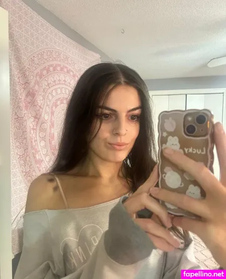 Princesslys99 OnlyFans Thumbnail #q0C2AZy335