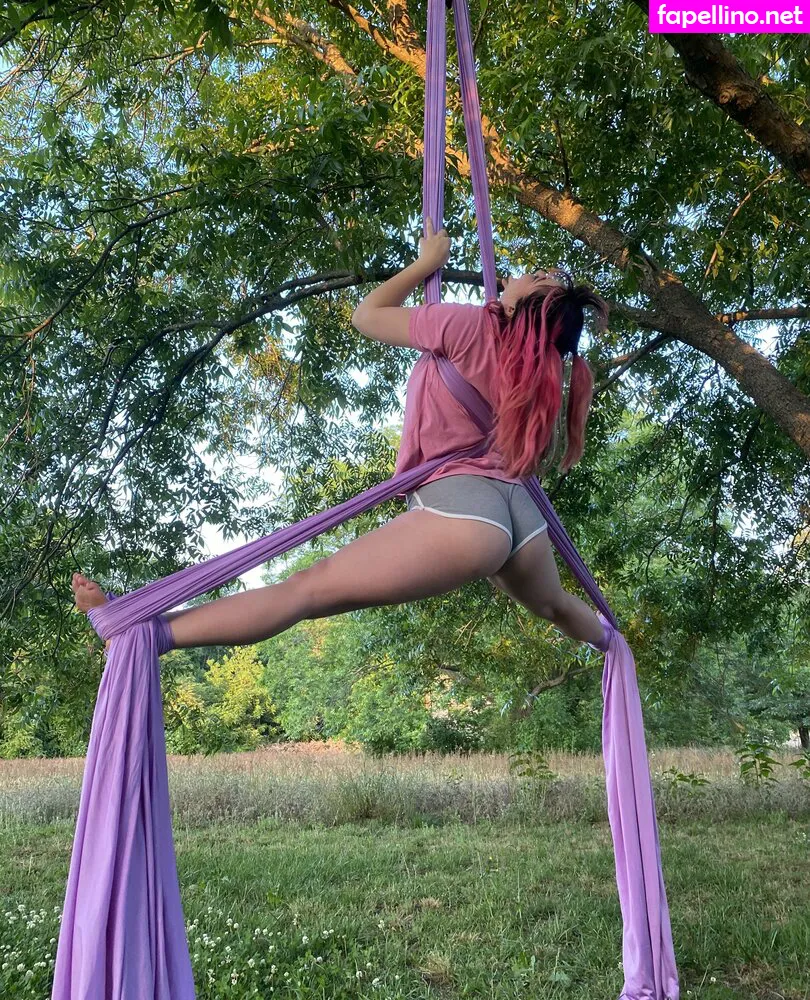 Stonedmoon, princessmoon129x, stoner_sexual Nude Leaked OnlyFans Photo #CGvyLDphVl