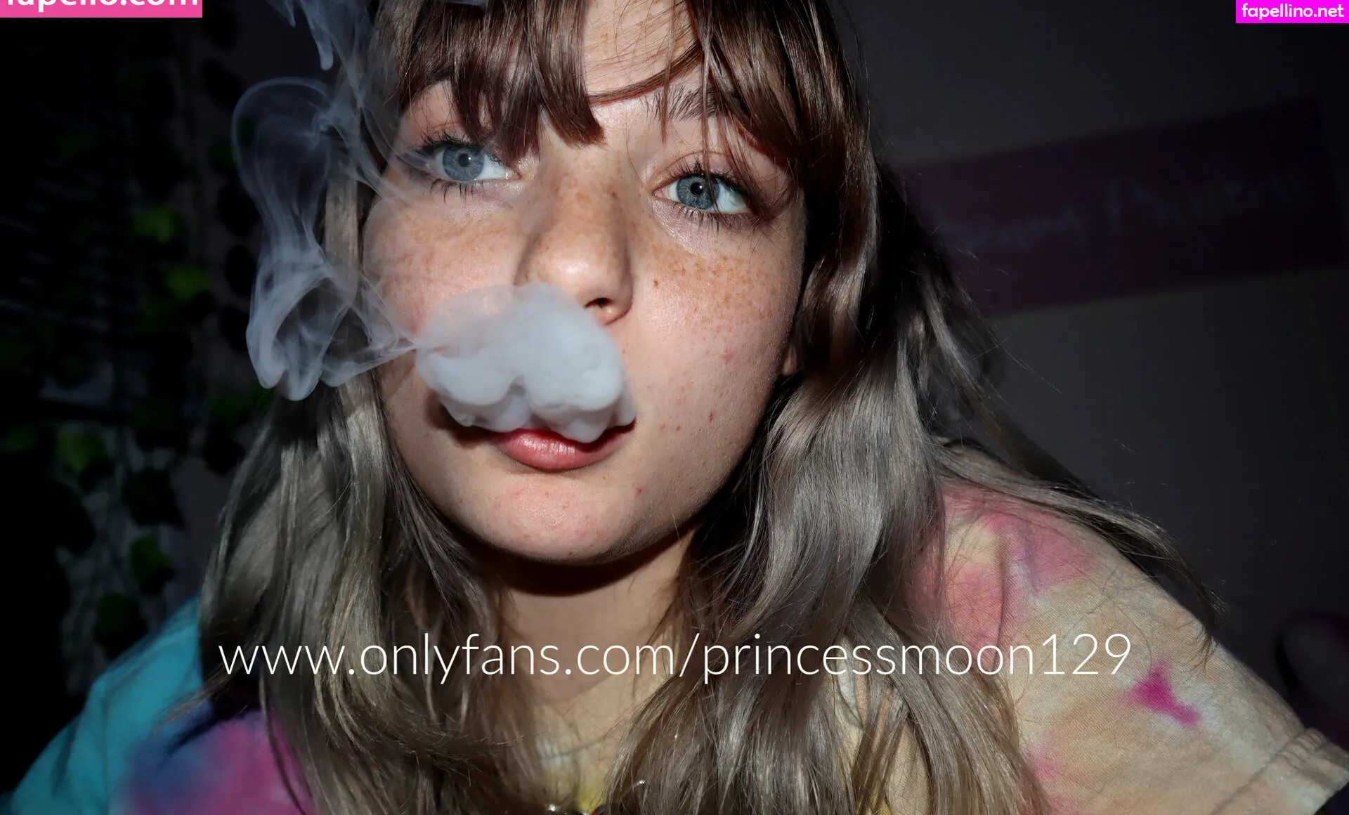 Stonedmoon, princessmoon129x, stoner_sexual Nude Leaked OnlyFans Photo #Ubl9BSsFaj