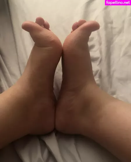 Princessofhandsandfeet OnlyFans Thumbnail #L9ej3E8OPh