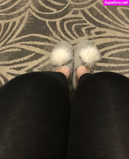 Princessofhandsandfeet OnlyFans Thumbnail #gOEjlqXxhE