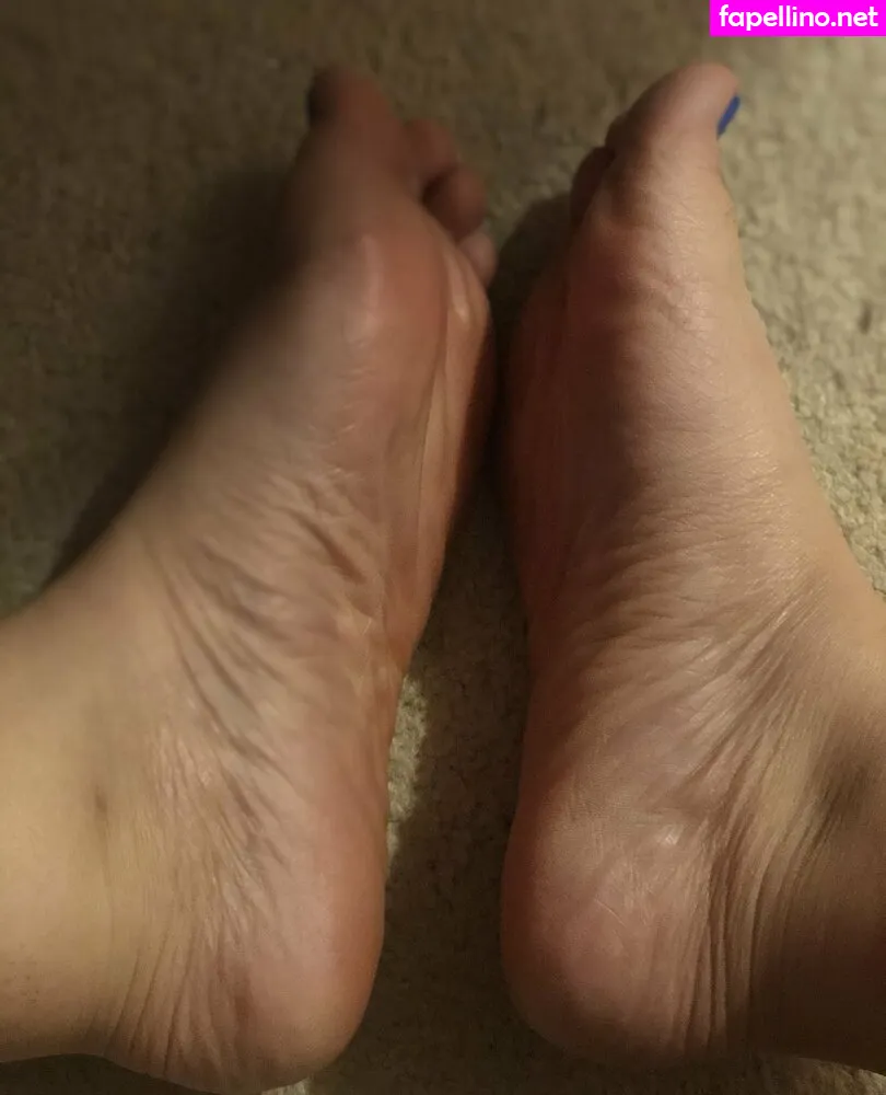 princess_feet_37, princessofhandsandfeet Nude Leaked OnlyFans Photo #wtDbD1rm0D