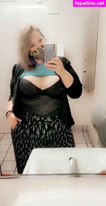 Princesspeachrings OnlyFans Thumbnail #be8oNm6Po4