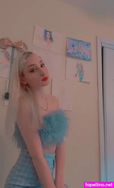 Princessviolet22 OnlyFans Thumbnail #E4sMOnGksq