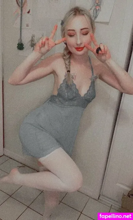 Princessviolet22 OnlyFans Thumbnail #hMeGUWWrnf