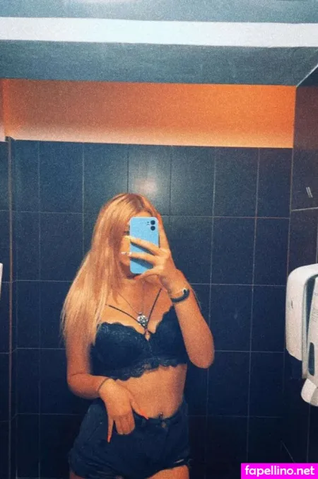 Princessx0175 OnlyFans Thumbnail #P6QawWy1ZL