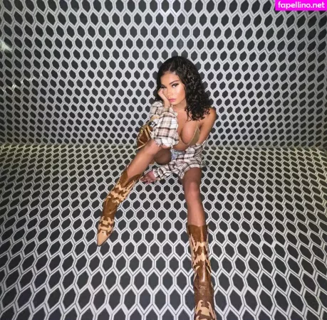 Princessy OnlyFans Thumbnail #OzaNfnxLxZ