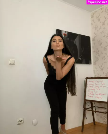 Princesszenaxxx OnlyFans Thumbnail #v1IB6Kbzk2