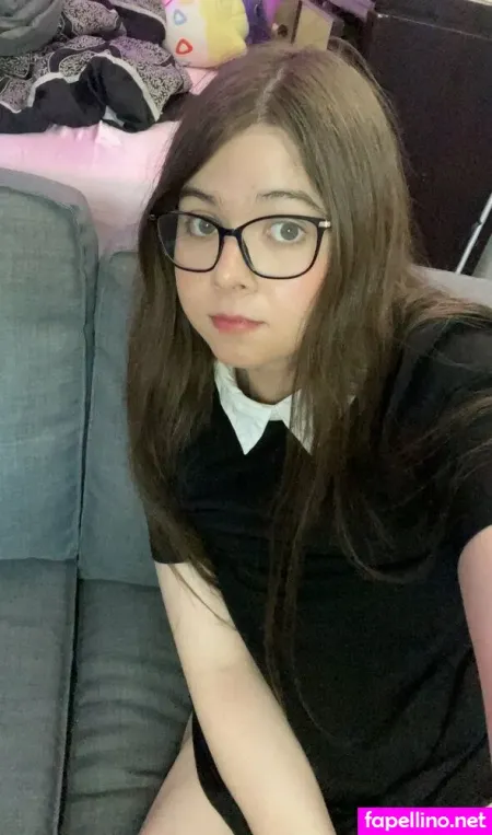 Princesszoey OnlyFans Thumbnail #UXn7QKZhnE
