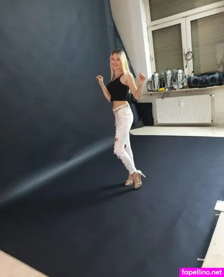 Prinzessin Irina Killerbraut OnlyFans Thumbnail #yEwvYOTmub