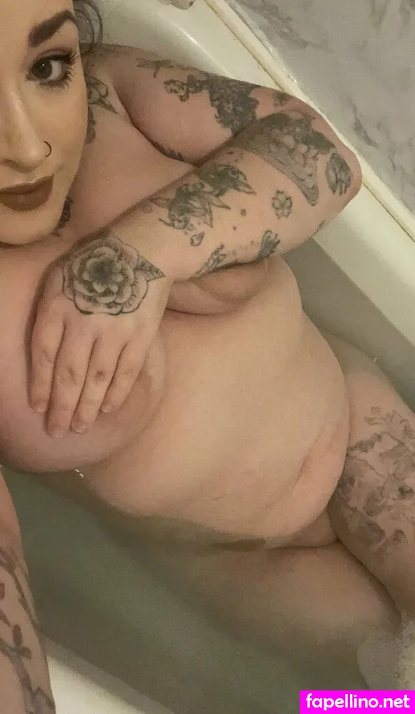 kateryansshoutouts, priv_tara69 Nude Leaked OnlyFans Photo #HqeogN9wT3