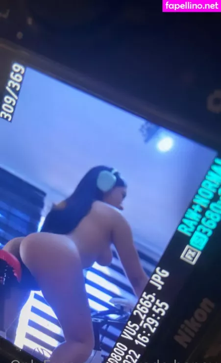 Privado Honey OnlyFans Thumbnail #XEfhAuoxZa