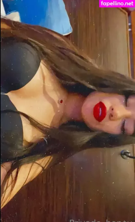 Privado Honey OnlyFans Thumbnail #cVnZ9n2R2G