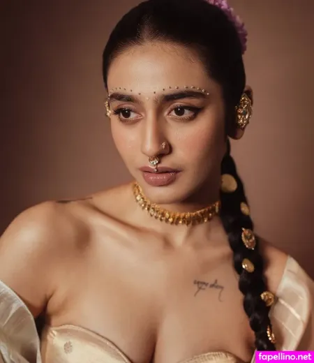 Priya Prakash Varrier OnlyFans Thumbnail #1uTxe8kPSF